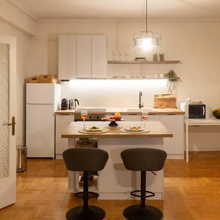 Agias Sofias Grand Apartmán