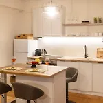 Agias Sofias Grand Appartamento