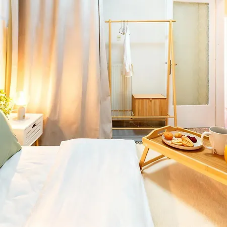 Agias Sofias Grand Apartament Saloniki