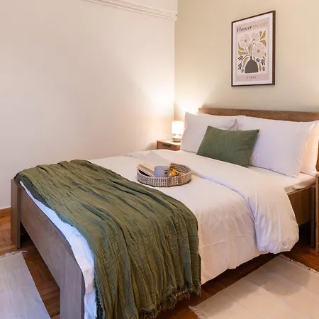 Agias Sofias Grand Apartament Saloniki