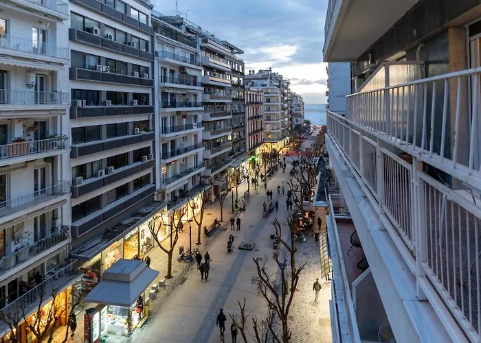 Agias Sofias Grand *